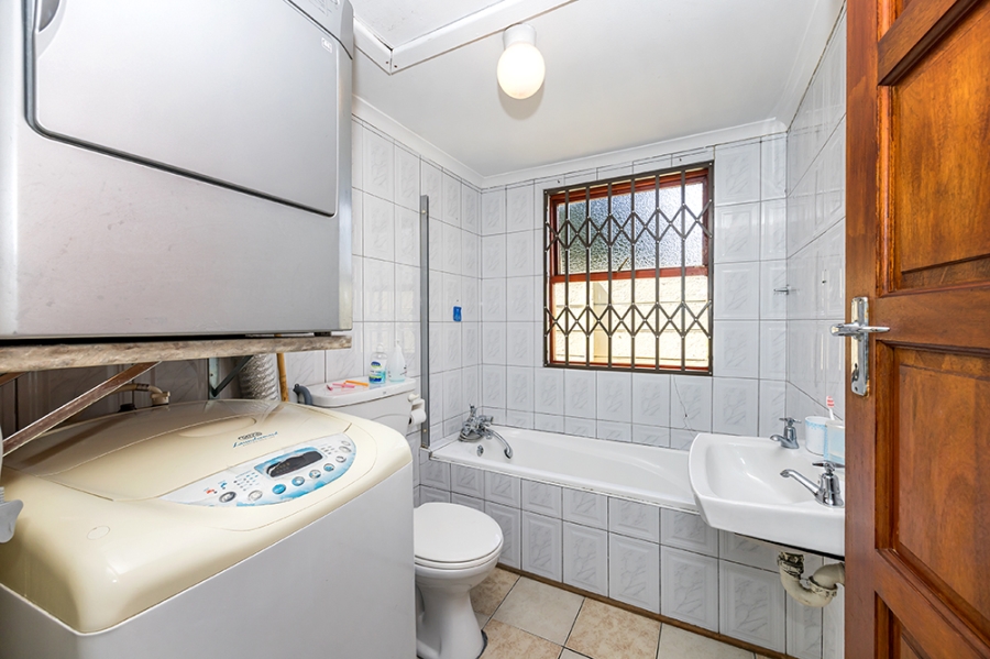 3 Bedroom Property for Sale in Table View Western Cape
